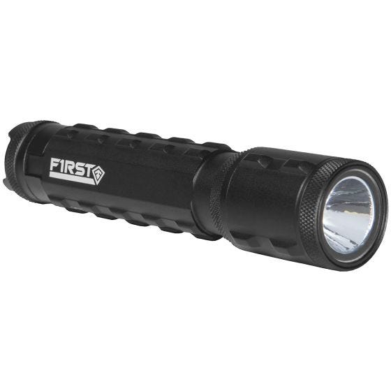 Latarka First Tactical TriTac Średnia Czarna